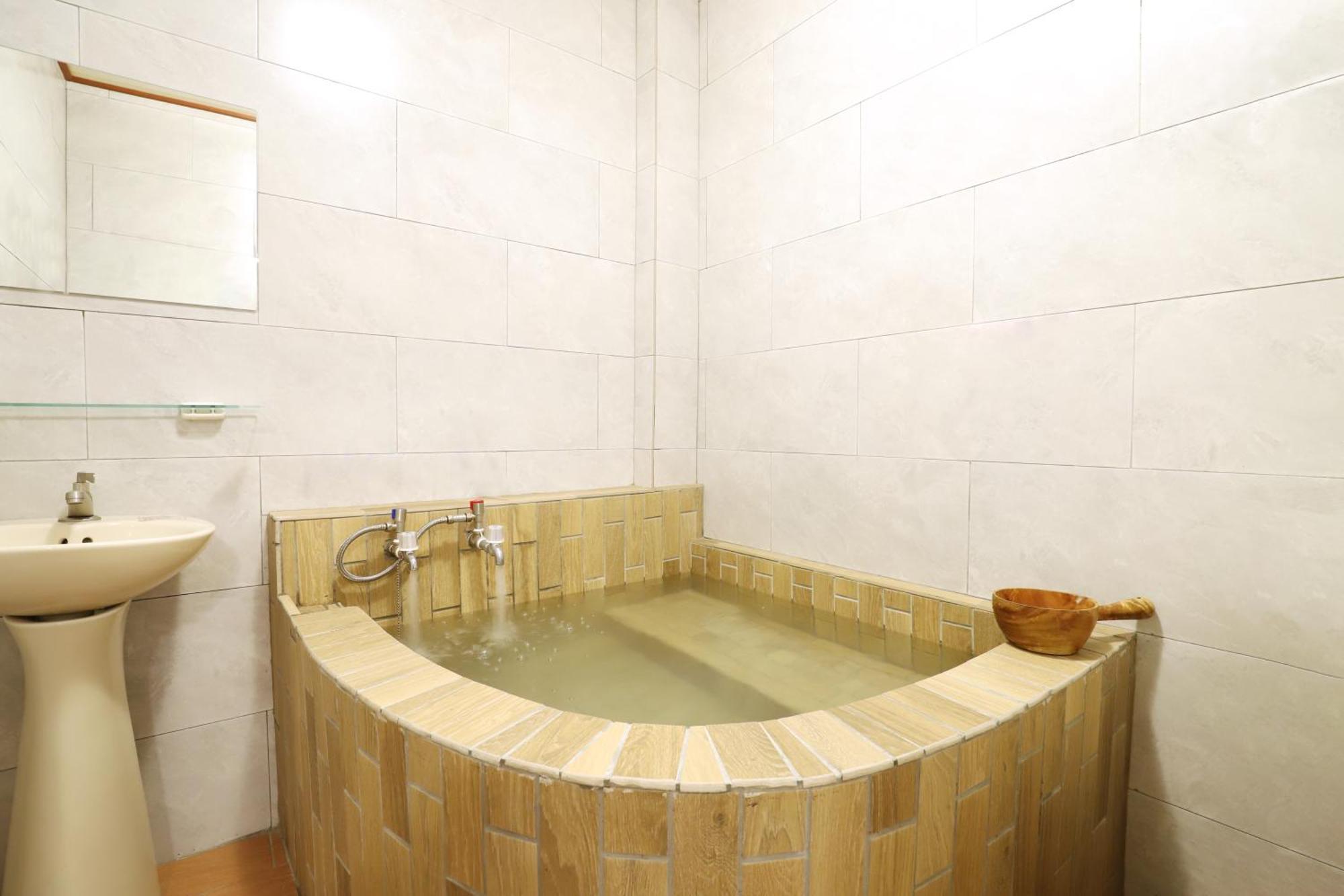 Phoenix Pavilion Hot Spring Hotel Taipeh Exterior foto